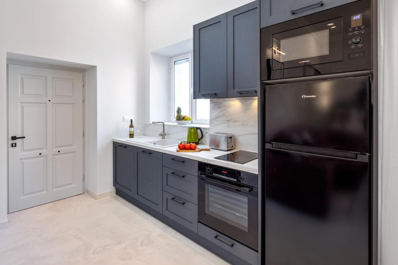 Modern-Vintage Old Town Suites Corfu  المظهر الخارجي الصورة