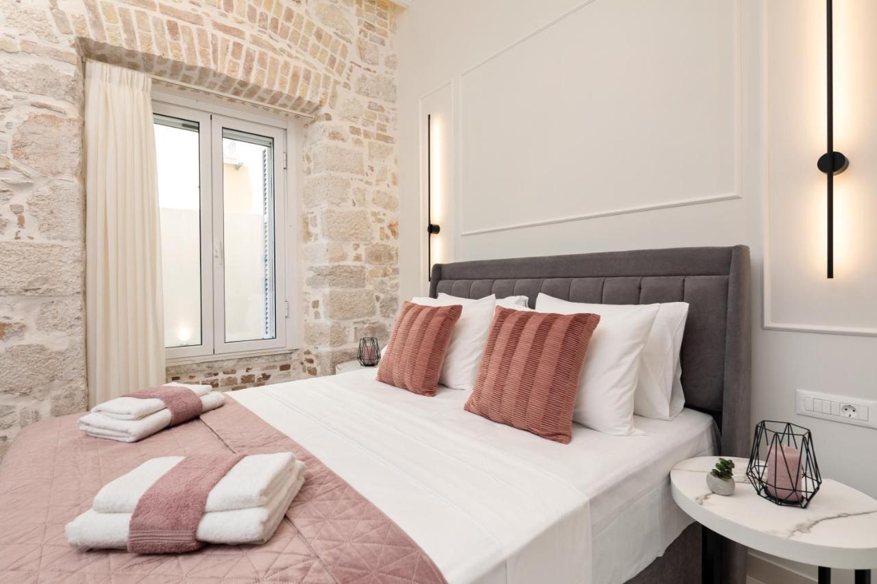 Modern-Vintage Old Town Suites Corfu  المظهر الخارجي الصورة