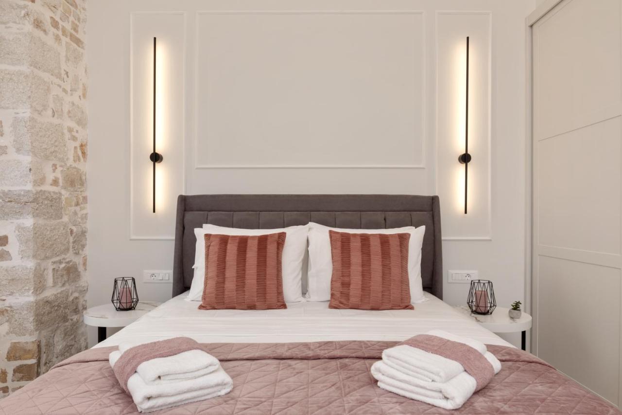 Modern-Vintage Old Town Suites Corfu  المظهر الخارجي الصورة